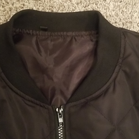 Bomber style spring jacket - Picture 4 of 8